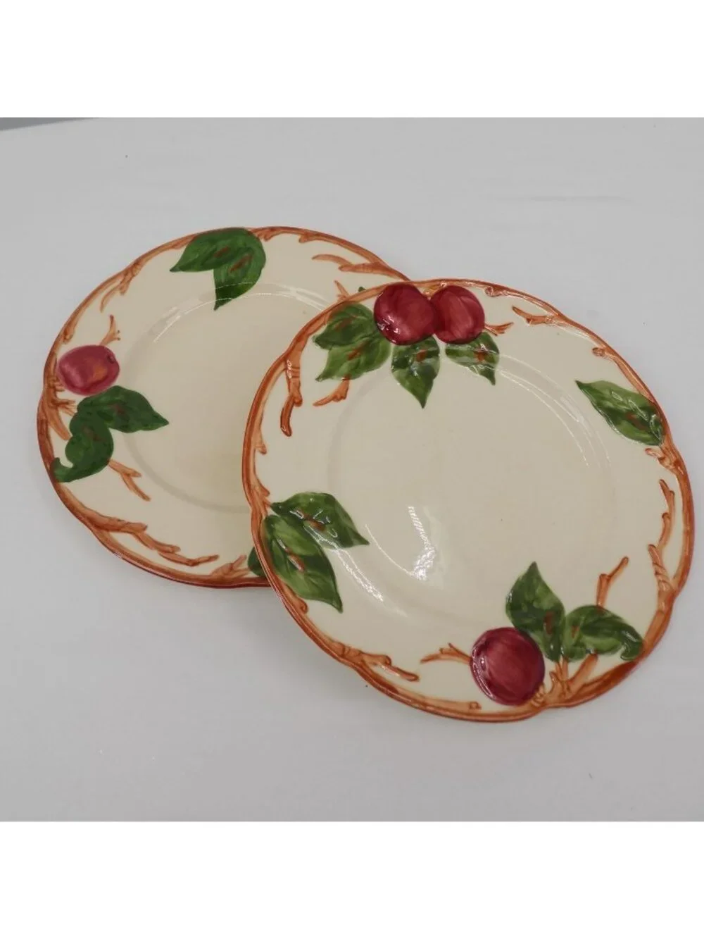Set of 2 Franciscan Apple Salad Plate 8